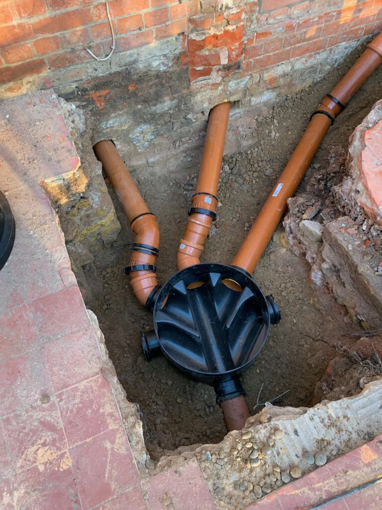 Underground drainage connections during installation